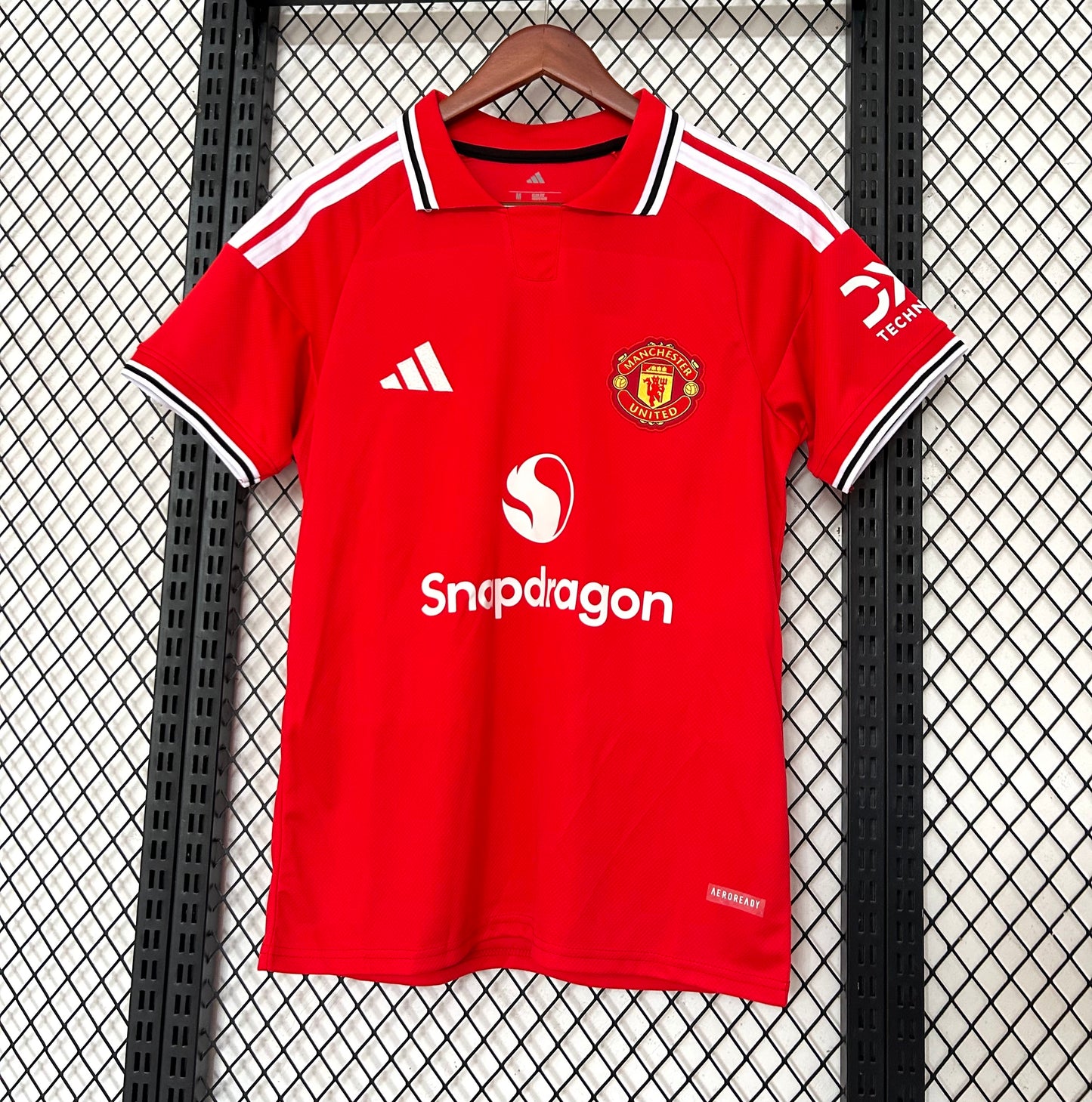 Camiseta Manchester United 2026/2027 Local – Roja Oficial Adidas