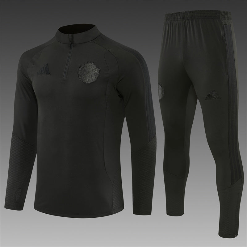 Chándal Manchester United Black Edition 2026/27 – Conjunto de Entrenamiento