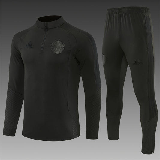 Chándal Manchester United Black Edition 2026/27 – Conjunto de Entrenamiento