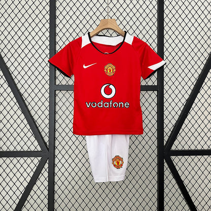 Conjunto Manchester United Kids Nike – Vodafone Home Kit (2004-2006)